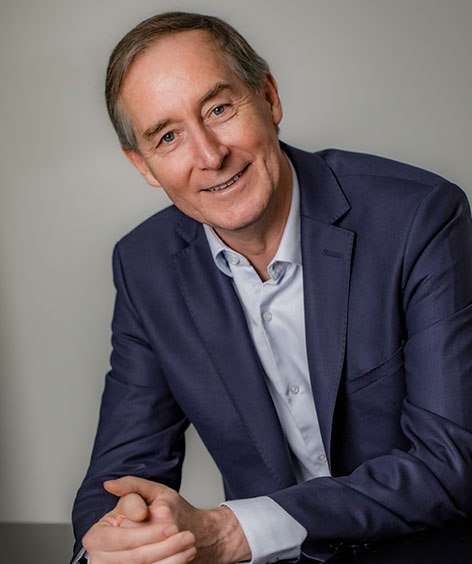 Bernard-Lewis-472&#215;564